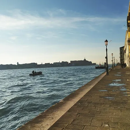 A With A View Apartment Venice