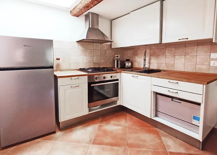 A With A View * Velence