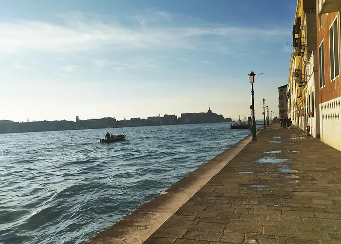 A With A View Apartment Venice